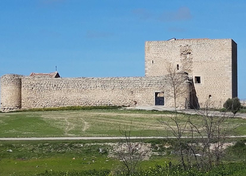 Castillo de los Bracamonte, Spain